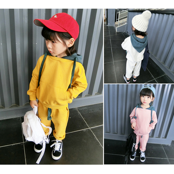 Детски комплект за момичета - панталон с блуза и качулка в три цвята