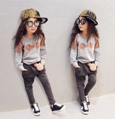 Αθλητικό-κομψό παιδικό σετ για κορίτσια - παντελόνι + μπλούζα