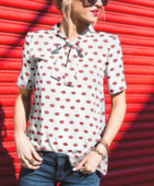 Дамска спортно-елегантна много удобна блуза с къс ръкав и красива панделка - 3 цвята