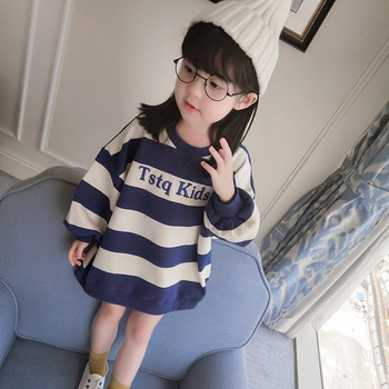 Детски пуловер за момичета и майки на райе в широк модел