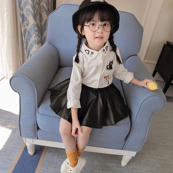 Стилна детска риза за момичета в бял цвят с бродерия