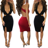 Γυναικείο φόρεμα  με βαθύ λαιμόκοψη και γυμνή πλάτη