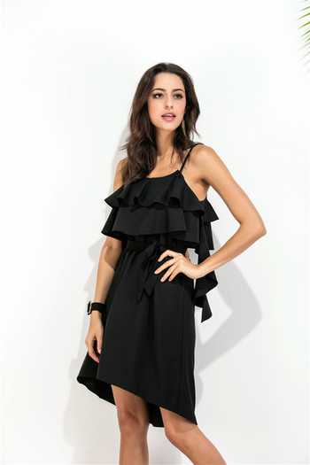 Стилна рокля за дамите в широк модел с воали в черен цвят