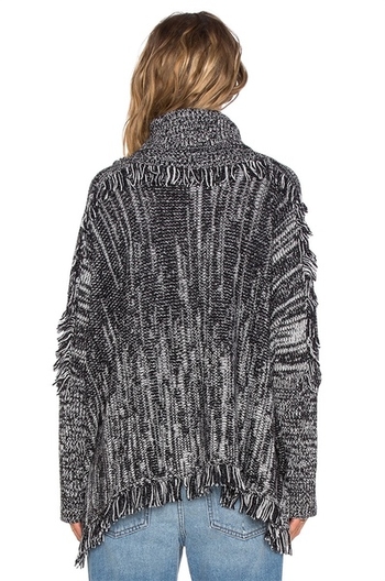 Топъл дамски пуловер в сив цвят с ресни и поло яка, в широк модел