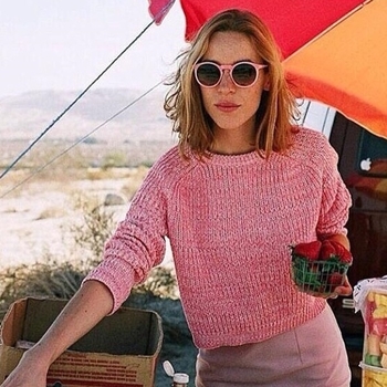Κομψό και σύντομο γυναικείο πουλόβερ  σε πολλά χρώματα