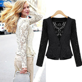 Αθλητικό-κομψό γυναικείο μπουφάν από δαντέλα σε μαύρο και άσπρο