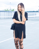 Απλό γυναικείο φόρεμα με 3/4 μανίκια και φερμουάρ σε μαύρο χρώμα