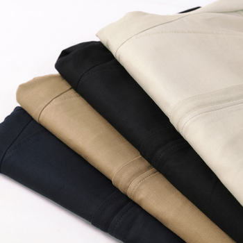 Тънко мъжко яке в четири цвята и в семпъл дизайн