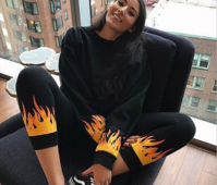 Дамски ежедневен много удобен спортен екип с интересен принт