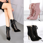 Γυναικεία  παπούτσια με  ψηλό τακούνι και κορδόνια που φτάνουν στον αστράγαλο