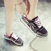 Αθλητικά γυναικεία παπούτσια σε τρία χρώματα