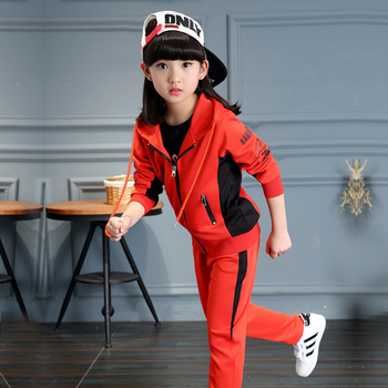 Спортен детски анцуг в свободен стил в червен и сив цвят