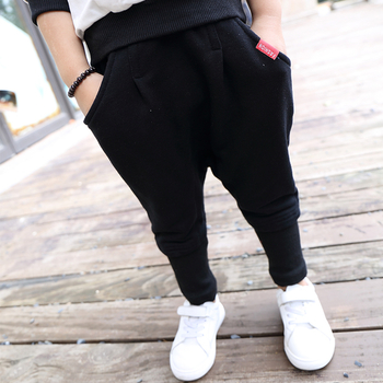 Спортен панталон за момчета, тип потур в черен и сив цвят