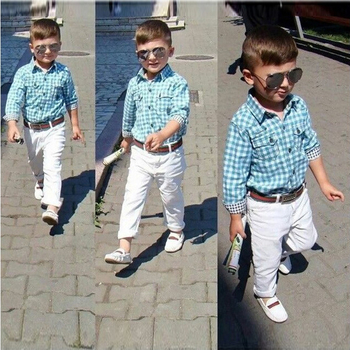 Κομψό παιδικό σετ για αγόρια - μπλε πουκάμισο + λευκό παντελόνι και ζώνη