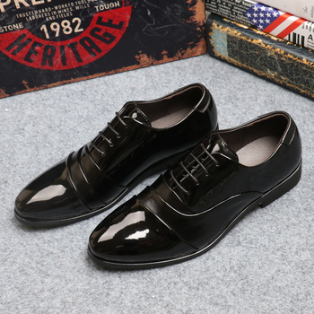 Κομψά ανδρικά παπούτσια σε μαύρο χρώμα
