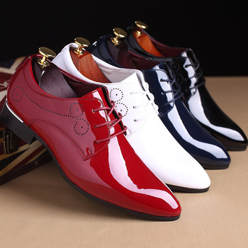 Лачени мъжки официални обувки в четири цвята