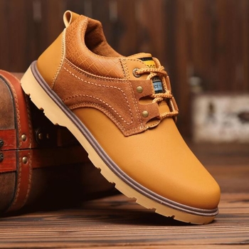 Ежедневни мъжки обувки с устойчива подметка в четири цвята