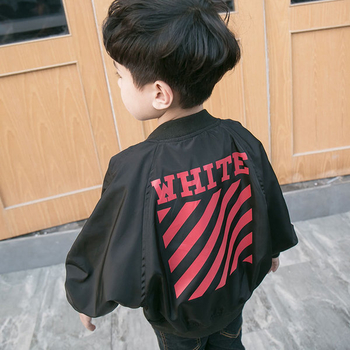 Спортно детско яке за момчета тип бомбър в черен и червен цвят