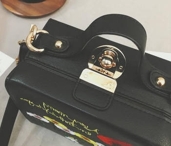 Стилна дамска чантичка тип мини куфарче с дълга дръжка през рамо - 4 модела