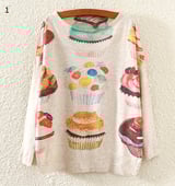 Ежедневен дамски пуловер с дълъг ръкав и най-различни шарени апликаций