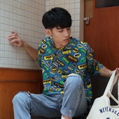 Έγχρωμη ανδρική μπλούζα με μανίκι 3/4 και διάφορα χρώματα κατάλληλα για τη καθημερινή ζωή