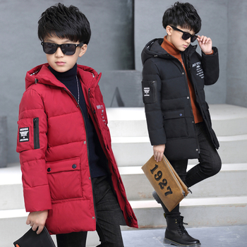 Зимно дълго яке за момчета с качулка в червен и черен цвят