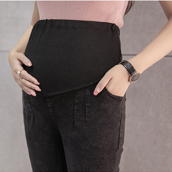 Κομψά καθημερινά τζιν για έγκυες γυναίκεςμε  εφαρμογή σε τρία χρώματα