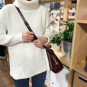  Γυναικείο χειμερινό πουλόβερ  με μεγάλο κολάρο σε πολλά χρώματα και απλό σχεδιασμό