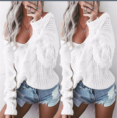 Стилен дамски пуловер в бял цвят и паднали рамене, в свободен стил