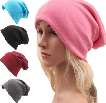 Семпла много стилна дамска зимна шапка в най-различни цветове