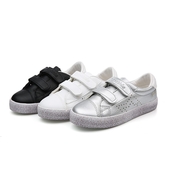 Κομψά παιδικά πάνινα παπούτσια για κορίτσια και αγόρια σε τρία χρώματα με λουράκια βελκρό κατάλληλα για τη  καθημερινή ζωή