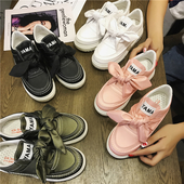 Σύγχρονά γυναικεία αθλητικά παπούτσια  με κορδέλα σε τέσσερα χρώματα και άνετη σόλα