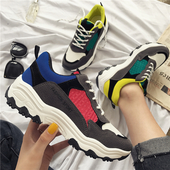 Цветни спортни маратонки за дамите с много удобна устойчива подметка