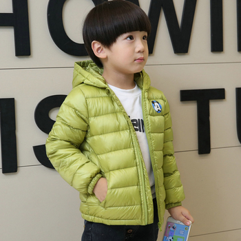 Сладко детско яке с анимационно изображение и джоб на гърба с качулка в няколко цвята