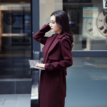 Много актуално и много стилно дамско дълго ежедневно палто 