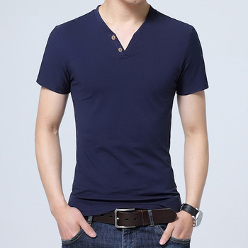 Удобна тънка памучна мъжка тениска с къс ръкав с V-образно деколте