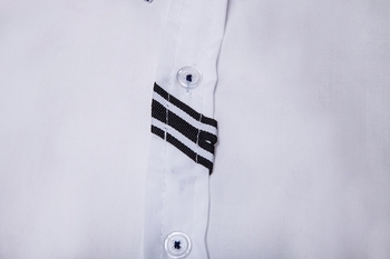 Ανδρικό πουκάμισο με μακριά μανίκια σε γκρι και λευκό χρώμα