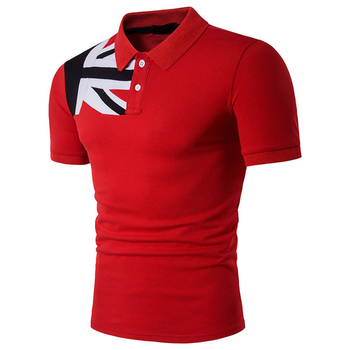 Άνετο ανδρικό μπλουζάκι σε μαύρο και κόκκινο χρώμα