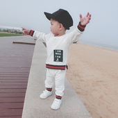 Спортно-елегантен детски комплект за момчета в бял и черен цвят