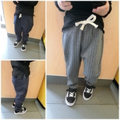 Κομψά παιδικά παντελόνια σε δύο χρώματα