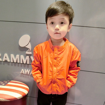 Παιδικό φθινωπορινό μπουφάν για αγόρια σε φρέσκα χρώματα