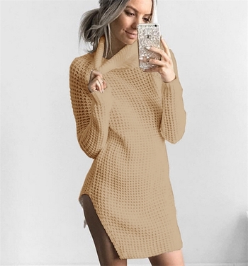 Κομψό και πολύ ζεστό μακρύ γυναικείο πουλόβερ  με ημημισό γιακά