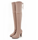 Κομψές γυναικείες μπότες με μήκος πάνω από το γόνατο με χοντρό τακούνι