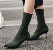 Εξαιρετικά γυναικεία παπούτσια  με ψηλά τακούνια