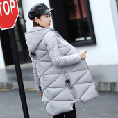 Λεπτό γυναικείο μπουφάν με κουκούλα σε διάφορα χρώματα