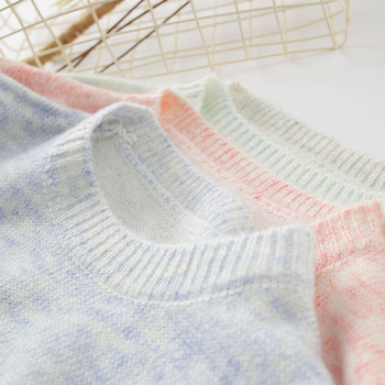 Дамски плетен пуловер в четири цвята, подходящ за ежедневие
