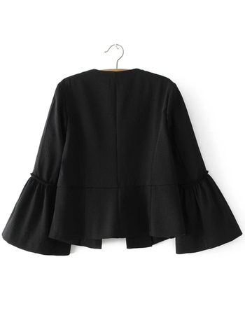 Κομψό γυναικείο σακάκι με φαρδιά μανίκια, σε μαύρο χρώμα