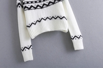 Дебел дамски пуловер, подходящ за студените дни