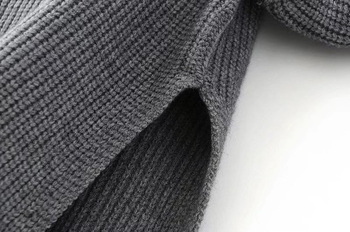 Плетен дамски пуловер в сив цвят с панделка