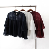 Κομψή γυναικεία μπλούζα με πέπλα και δαντέλα σε τρία χρώματα